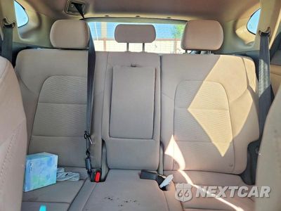Zdjęcie 10 z 13 samochodu: 2020 HYUNDAI TUCSON VALUE VIN:KM8J33A46LU170824 - miniatura