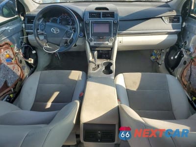 Zdjęcie 8 z 13 samochodu: 2012 TOYOTA CAMRY HYBRID XLE VIN:4T1BD1FK8CU042677 - miniatura