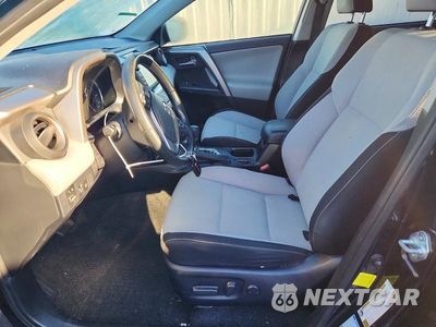 Zdjęcie 7 z 13 samochodu: 2018 TOYOTA RAV4 HYBRID XLE VIN:JTMRJREV9JD214170 - miniatura