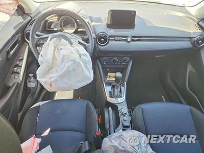 Zdjęcie 8 z 12 samochodu: 2020 TOYOTA YARIS LE VIN:3MYDLBYV3LY709618 - miniatura