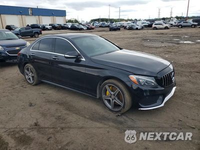 Czwarte zdjęcie samochodu z boku: 2015 MERCEDES-BENZ C 300 4MATIC VIN:55SWF4KB9FU024028 - miniatura