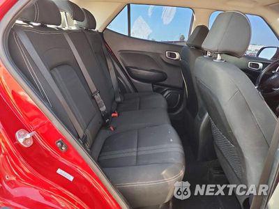 Zdjęcie 10 z 13 samochodu: 2021 HYUNDAI VENUE SEL VIN:KMHRC8A39MU103725 - miniatura