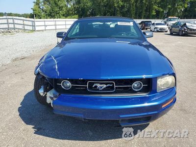 Piąte zdjęcie samochodu w środku: 2007 FORD MUSTANG VIN:1ZVFT84N275320906 - miniatura