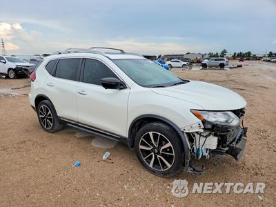 Czwarte zdjęcie samochodu z boku: 2019 NISSAN ROGUE SL VIN:5N1AT2MV2KC737808 - miniatura