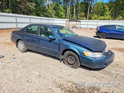 Czwarte zdjęcie samochodu z boku: 1998 TOYOTA CAMRY LE VIN:4T1BG28K8WU262514 - miniatura