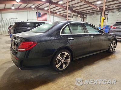 Trzecie zdjęcie samochodu z tyłu: 2017 MERCEDES-BENZ E 300 4MATIC VIN:WDDZF4KBXHA182734 - miniatura