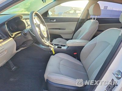 Zdjęcie 7 z 13 samochodu: 2017 KIA OPTIMA LX VIN:5XXGT4L36HG153415 - miniatura