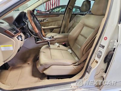 Zdjęcie 7 z 12 samochodu: 2012 MERCEDES-BENZ E 350 VIN:WDDHF5KB2CA528141 - miniatura