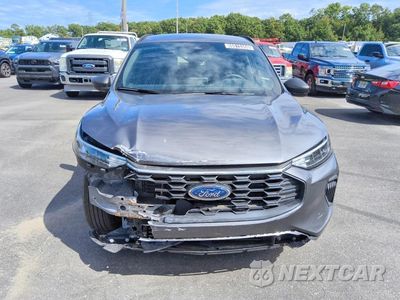 Piąte zdjęcie samochodu w środku: 2025 FORD ESCAPE ST LINE VIN:1FMCU9MN7SUB18422 - miniatura