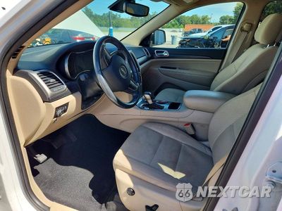 Zdjęcie 7 z 14 samochodu: 2020 JEEP GRAND CHEROKEE LAREDO VIN:1C4RJEAG6LC245448 - miniatura