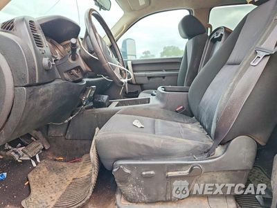 Zdjęcie 7 z 12 samochodu: 2010 CHEVROLET SILVERADO K1500 LT VIN:3GCRKSE36AG265826 - miniatura