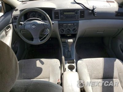 Zdjęcie 8 z 12 samochodu: 2004 TOYOTA COROLLA CE VIN:2T1BR32E74C225083 - miniatura