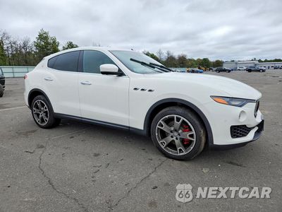 Czwarte zdjęcie samochodu z boku: 2018 MASERATI LEVANTE VIN:ZN661XUA1JX274222 - miniatura