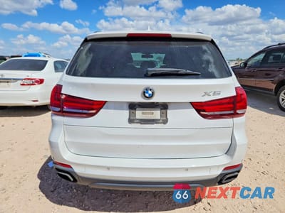 Zdjęcie 6 z 12 samochodu: 2016 BMW X5 XDRIVE50I VIN:5UXKR6C58G0J82466 - miniatura