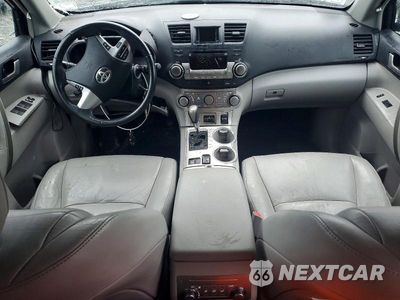 Zdjęcie 8 z 13 samochodu: 2012 TOYOTA HIGHLANDER SE VIN:5TDBK3EH7CS168027 - miniatura