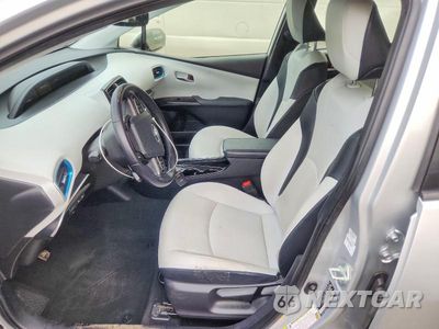 Zdjęcie 7 z 12 samochodu: 2020 TOYOTA PRIUS XLE AWD-E VIN:JTDL9RFU4L3019610 - miniatura