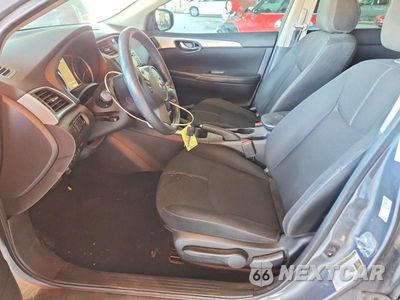 Zdjęcie 7 z 12 samochodu: 2018 NISSAN SENTRA S VIN:3N1AB7AP7JY264216 - miniatura