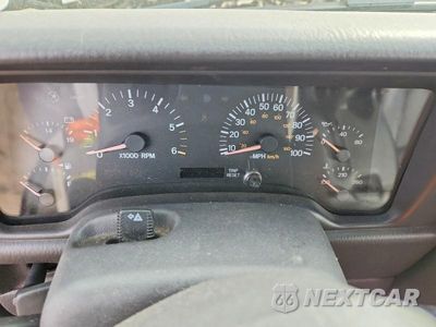 Zdjęcie 9 z 13 samochodu: 2000 JEEP CHEROKEE SPORT VIN:1J4FF48S0YL155965 - miniatura