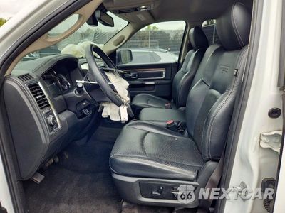 Zdjęcie 7 z 12 samochodu: 2017 RAM 1500 LARAMIE VIN:1C6RR7NT6HS777542 - miniatura