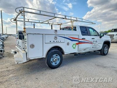 Trzecie zdjęcie samochodu z tyłu: 2020 CHEVROLET SILVERADO K2500 HEAVY DUTY VIN:1GC2YLE77LF222156 - miniatura
