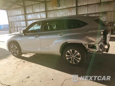 Drugie zdjęcie samochodu z przodu: 2023 TOYOTA HIGHLANDER HYBRID XLE VIN:5TDKARAH6PS019853 - miniatura
