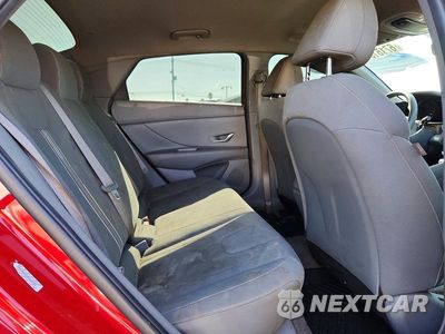Zdjęcie 10 z 12 samochodu: 2022 HYUNDAI ELANTRA SEL VIN:KMHLM4AG1NU312232 - miniatura
