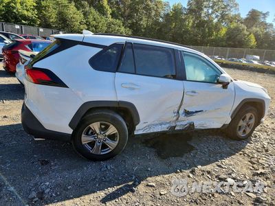 Trzecie zdjęcie samochodu z tyłu: 2024 TOYOTA RAV4 HYBRID XLE VIN:4T3RWRFV3RU133339 - miniatura