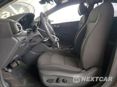 Zdjęcie 7 z 12 samochodu: 2019 HYUNDAI IONIQ SEL VIN:KMHC75LC5KU137633 - miniatura