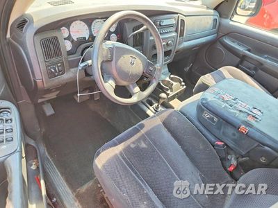 Zdjęcie 8 z 12 samochodu: 2005 DODGE RAM 1500 ST VIN:1D7HU18D95S268440 - miniatura