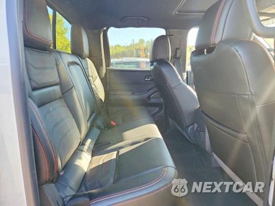 Zdjęcie 10 z 12 samochodu: 2025 NISSAN FRONTIER PRO-4X VIN:1N6ED1FKXSN638140 - miniatura