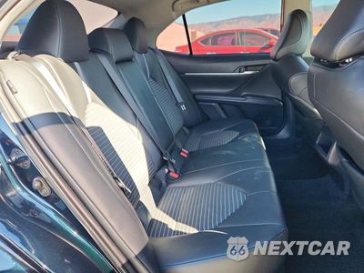 Zdjęcie 10 z 13 samochodu: 2021 TOYOTA CAMRY SE VIN:4T1G11AK6MU455348 - miniatura