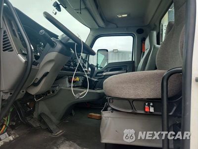 Zdjęcie 7 z 13 samochodu: 2015 KENWORTH T680 SEMI TRUCK VIN:1XKYA48X4FJ462416 - miniatura