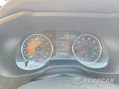 Zdjęcie 9 z 12 samochodu: 2019 TOYOTA RAV4 XLE VIN:2T3P1RFV5KW034372 - miniatura