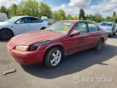 1998 TOYOTA CAMRY LE 4T1BG22K6WU198725 - główne zdjęcie licytacji z USA - miniatura