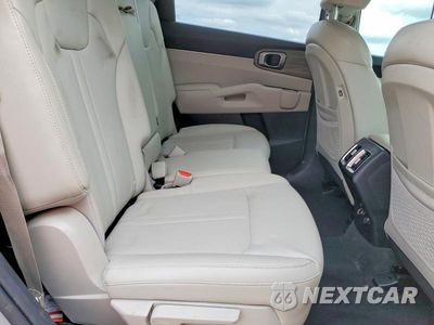 Zdjęcie 11 z 13 samochodu: 2023 KIA SORENTO S VIN:5XYRLDLC0PG221324 - miniatura