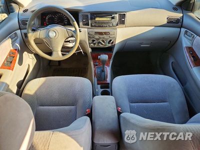 Zdjęcie 8 z 12 samochodu: 2005 TOYOTA COROLLA LE VIN:1NXBR32E45Z355225 - miniatura