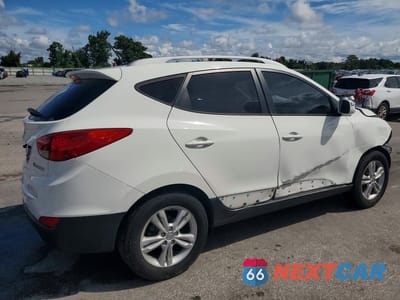 Trzecie zdjęcie samochodu z tyłu: 2013 HYUNDAI TUCSON GLS VIN:KM8JU3AC6DU637858 - miniatura