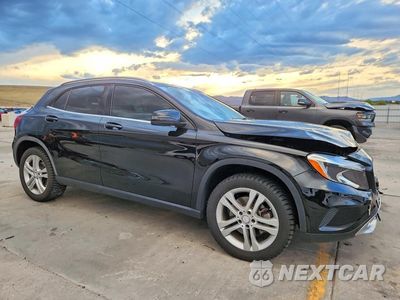 Czwarte zdjęcie samochodu z boku: 2015 MERCEDES-BENZ GLA 250 4MATIC VIN:WDCTG4GB5FJ116055 - miniatura