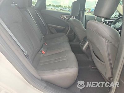 Zdjęcie 10 z 12 samochodu: 2016 CHRYSLER 200 LIMITED VIN:1C3CCCABXGN143643 - miniatura