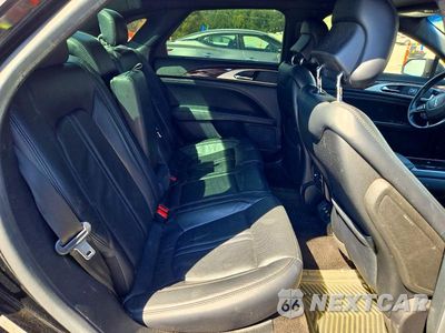 Zdjęcie 10 z 13 samochodu: 2017 LINCOLN MKZ RESERVE VIN:3LN6L5EC0HR657809 - miniatura