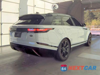 Czwarte zdjęcie samochodu z boku: 2018 LAND ROVER RANGE ROVER VELAR S VIN:SALYB2RV4JA756362 - miniatura