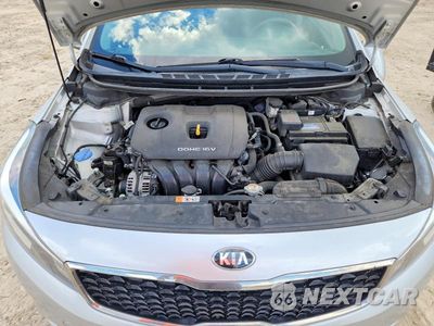 Zdjęcie 11 z 12 samochodu: 2017 KIA FORTE LX VIN:3KPFL4A72HE118705 - miniatura