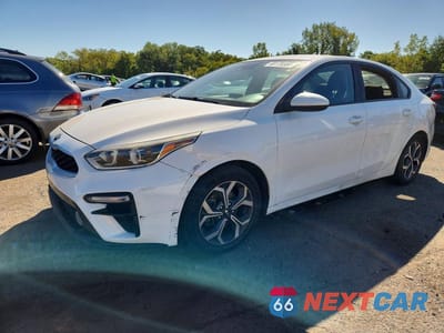 2020 KIA FORTE LXS 3KPF24AD7LE165231 - główne zdjęcie licytacji z USA - miniatura