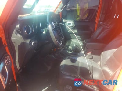 Zdjęcie 7 z 12 samochodu: 2019 JEEP WRANGLER UNLIMITED SAHARA VIN:1C4HJXEG6KW575511 - miniatura