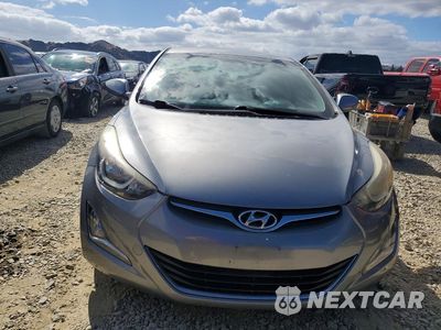 Piąte zdjęcie samochodu w środku: 2016 HYUNDAI ELANTRA SE VIN:KMHDH4AE7GU511649 - miniatura