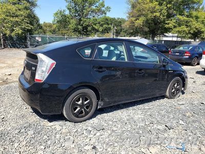 Trzecie zdjęcie samochodu z tyłu: 2010 TOYOTA PRIUS III VIN:JTDKN3DU8A0096731 - miniatura