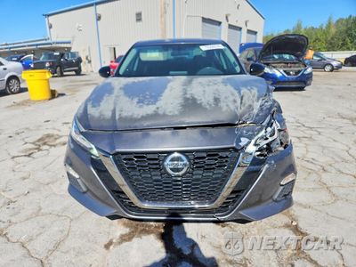 Piąte zdjęcie samochodu w środku: 2019 NISSAN ALTIMA SR VIN:1N4BL4CV7KC128077 - miniatura