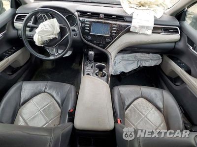 Zdjęcie 8 z 13 samochodu: 2018 TOYOTA CAMRY XLE VIN:4T1B11HK0JU053742 - miniatura