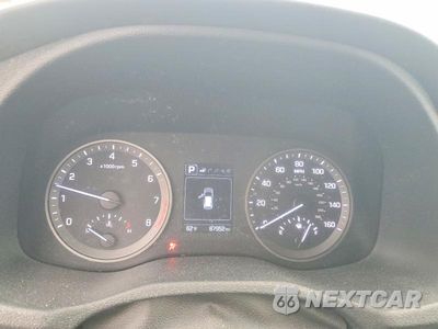Zdjęcie 9 z 13 samochodu: 2017 HYUNDAI TUCSON SE PLUS VIN:KM8J3CA41HU532257 - miniatura