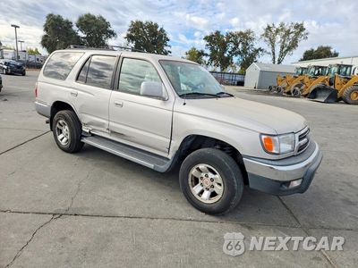 Czwarte zdjęcie samochodu z boku: 1999 TOYOTA 4RUNNER SR5 VIN:JT3GN86R3X0105912 - miniatura
